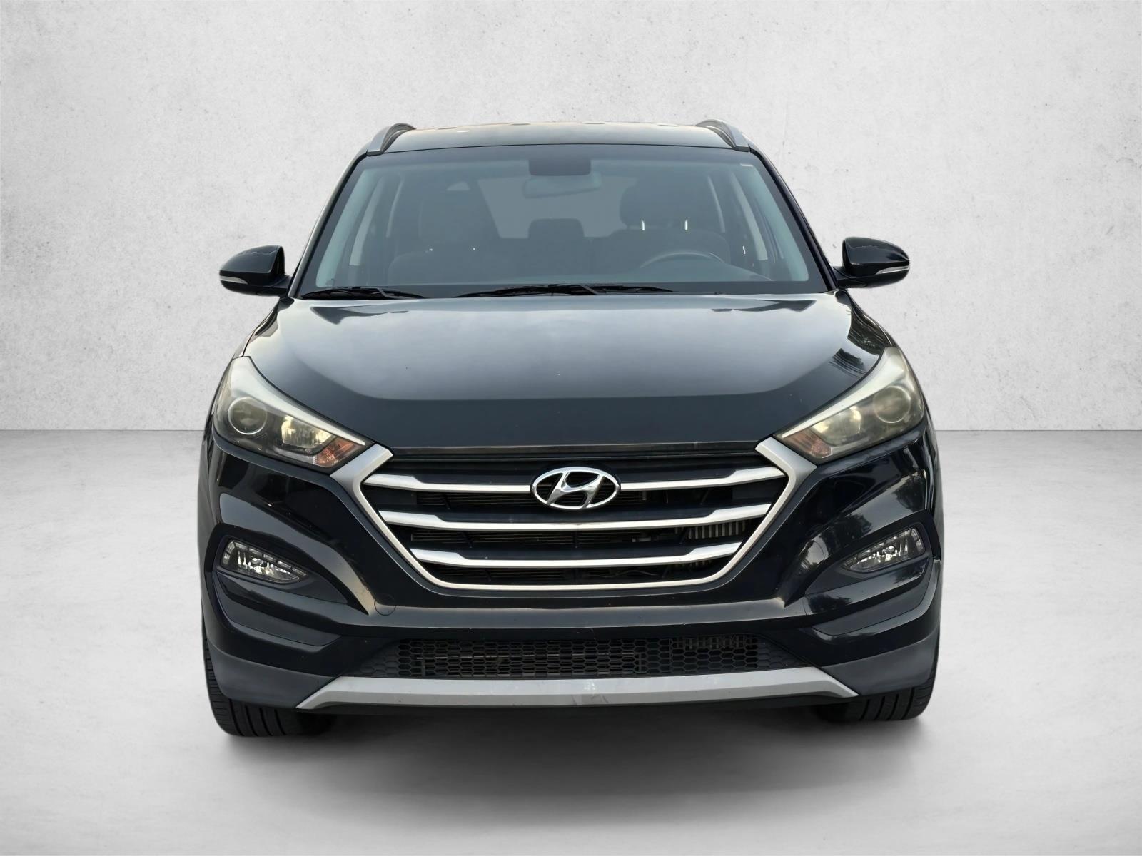 2017 Hyundai Tucson Sport photo 2