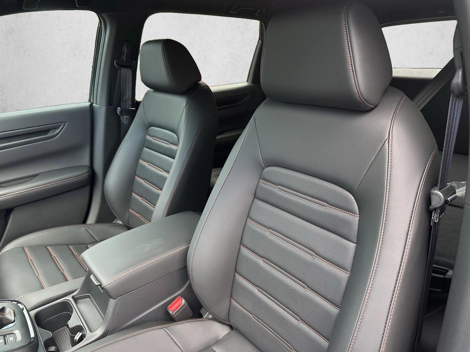 2026 Honda CR-V Hybrid Sport-L photo 4