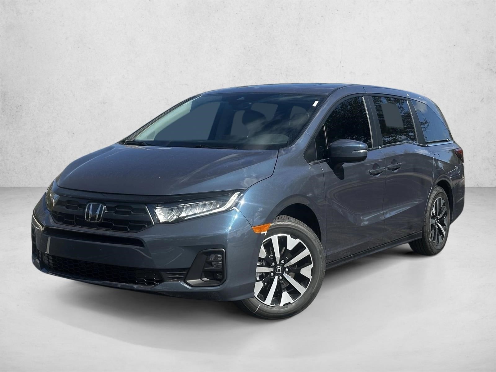 2026 Honda Odyssey Touring's photo