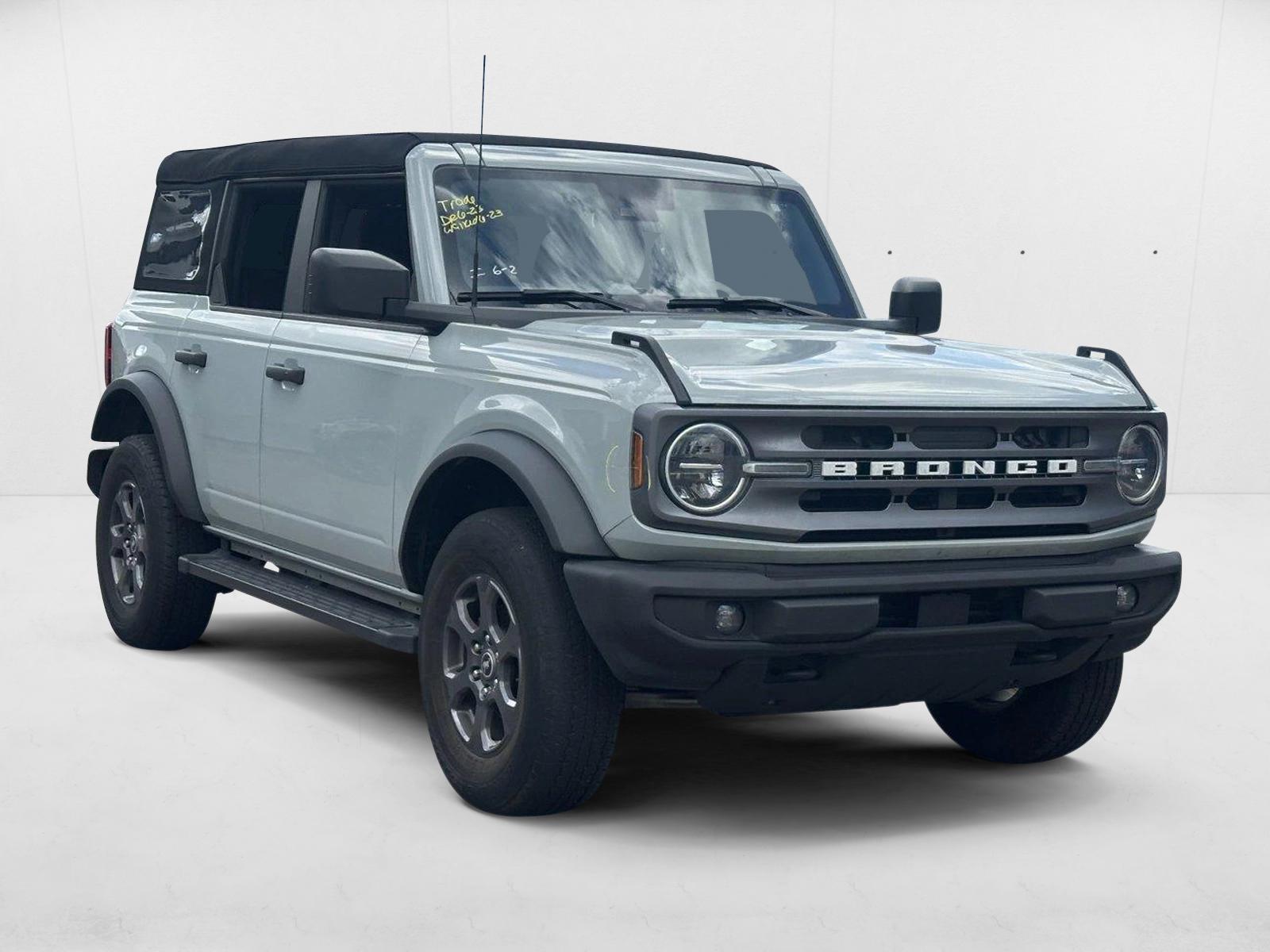 2023 Ford Bronco Big Bend photo 3