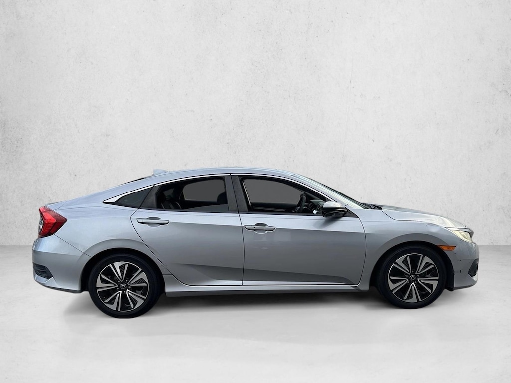 Used 2017 Honda Civic EX-T Sedan