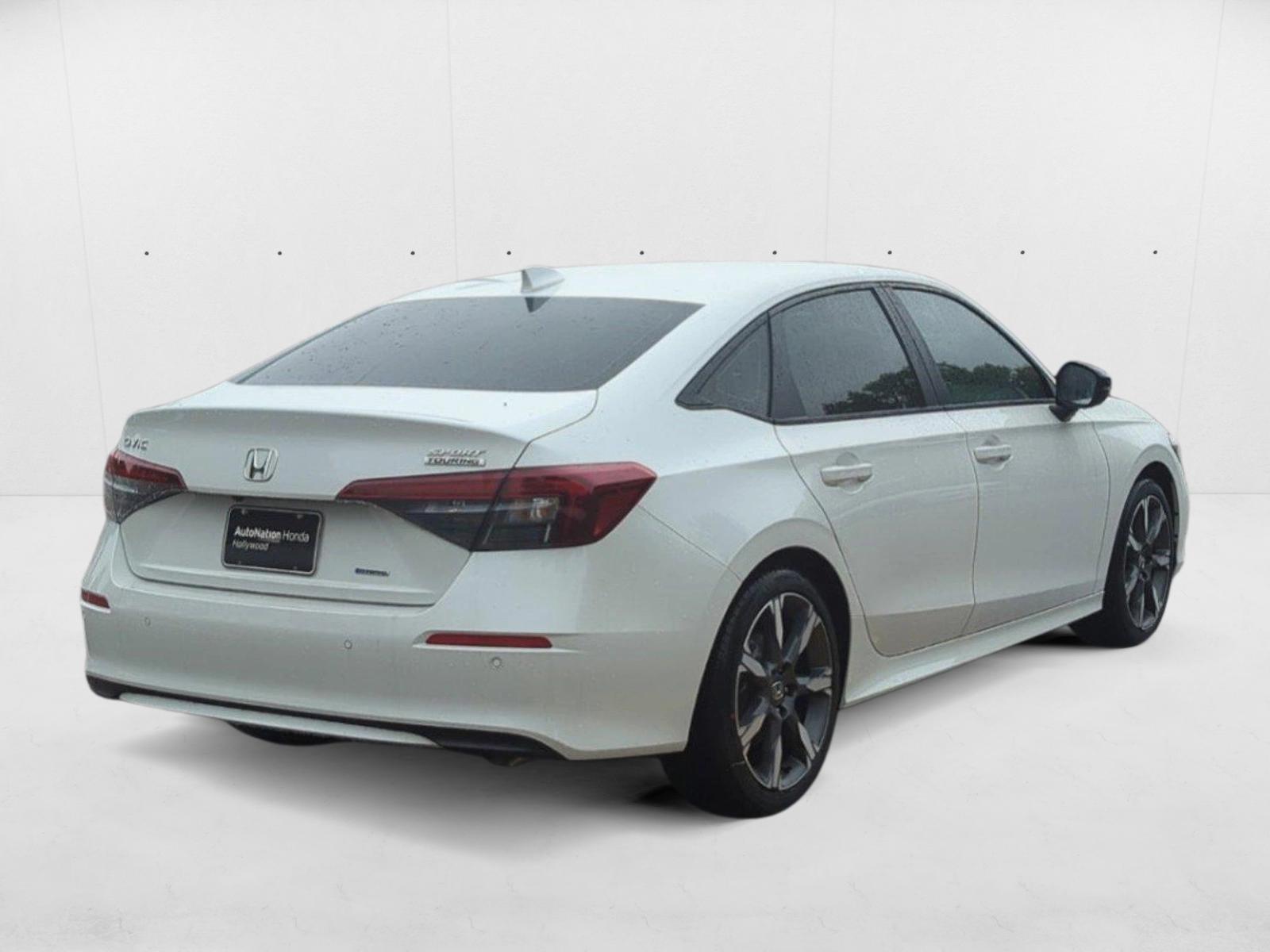 2025 Honda Civic Hybrid Sport Touring photo 2