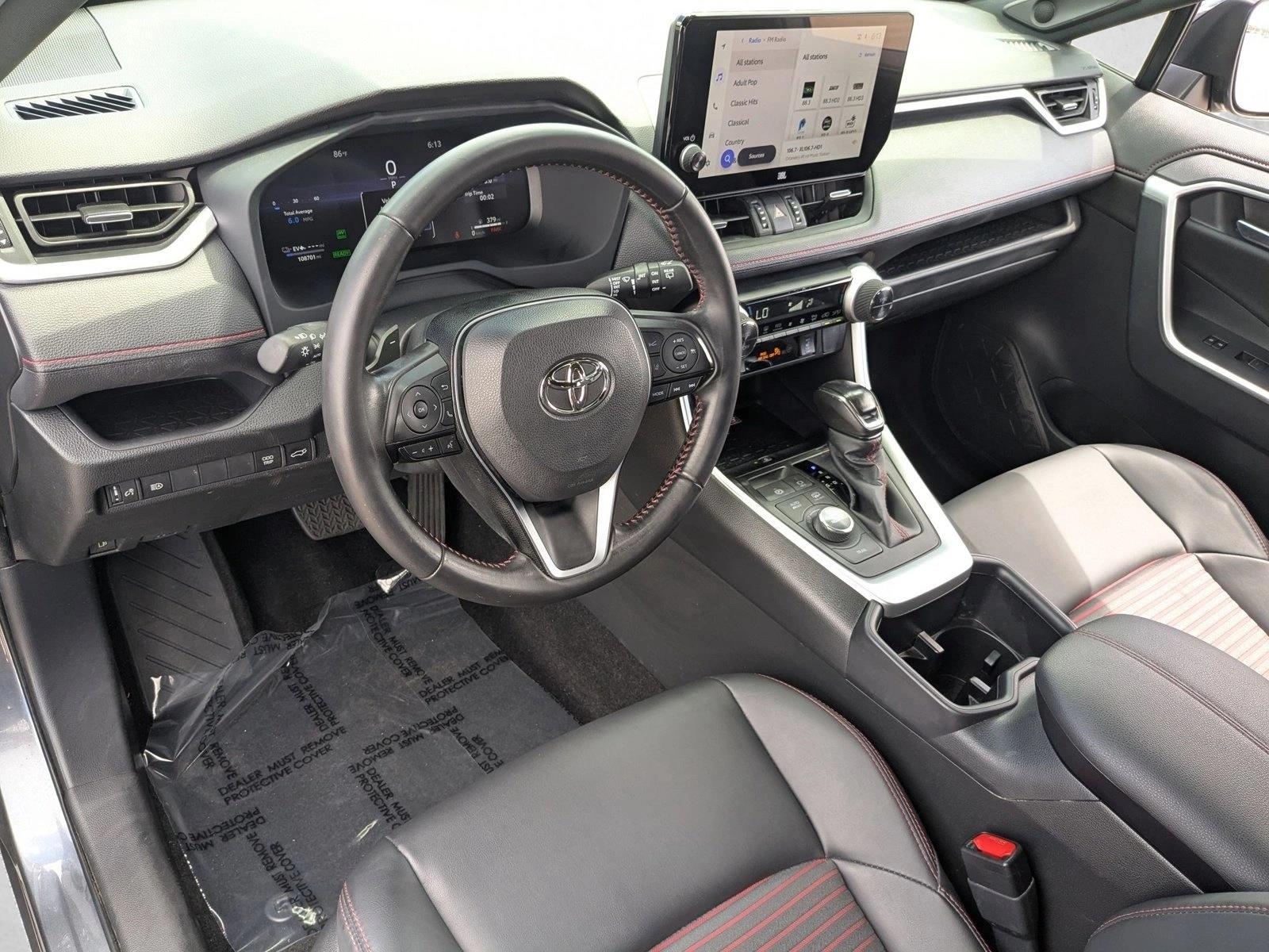 2023 Toyota RAV4 XSE - Photo 10