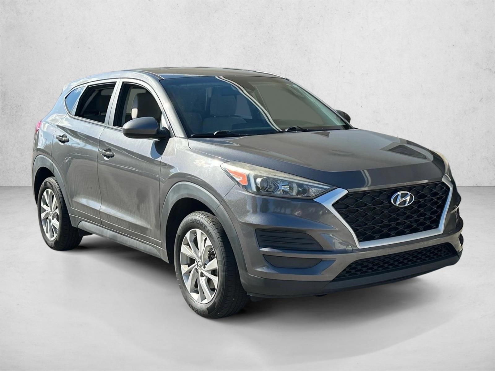 2020 Hyundai Tucson SE photo 2