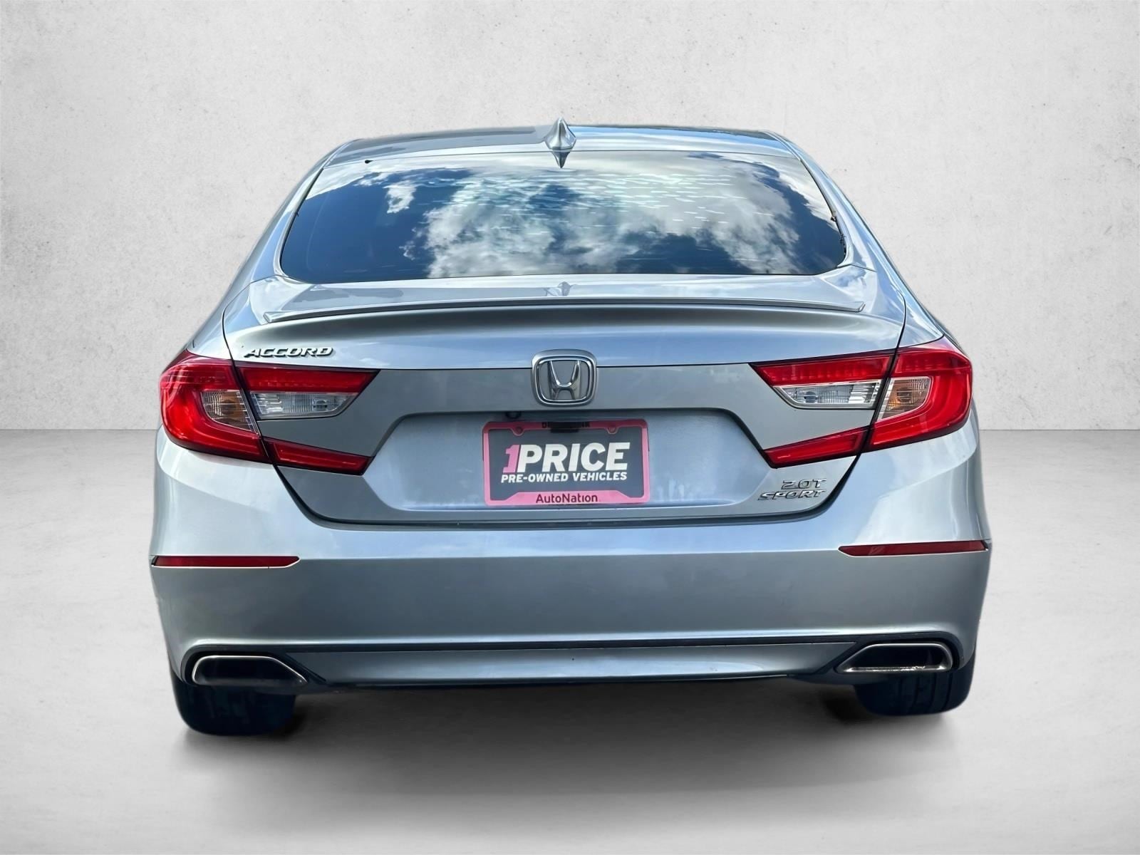 2018 Honda Accord Sport's photo