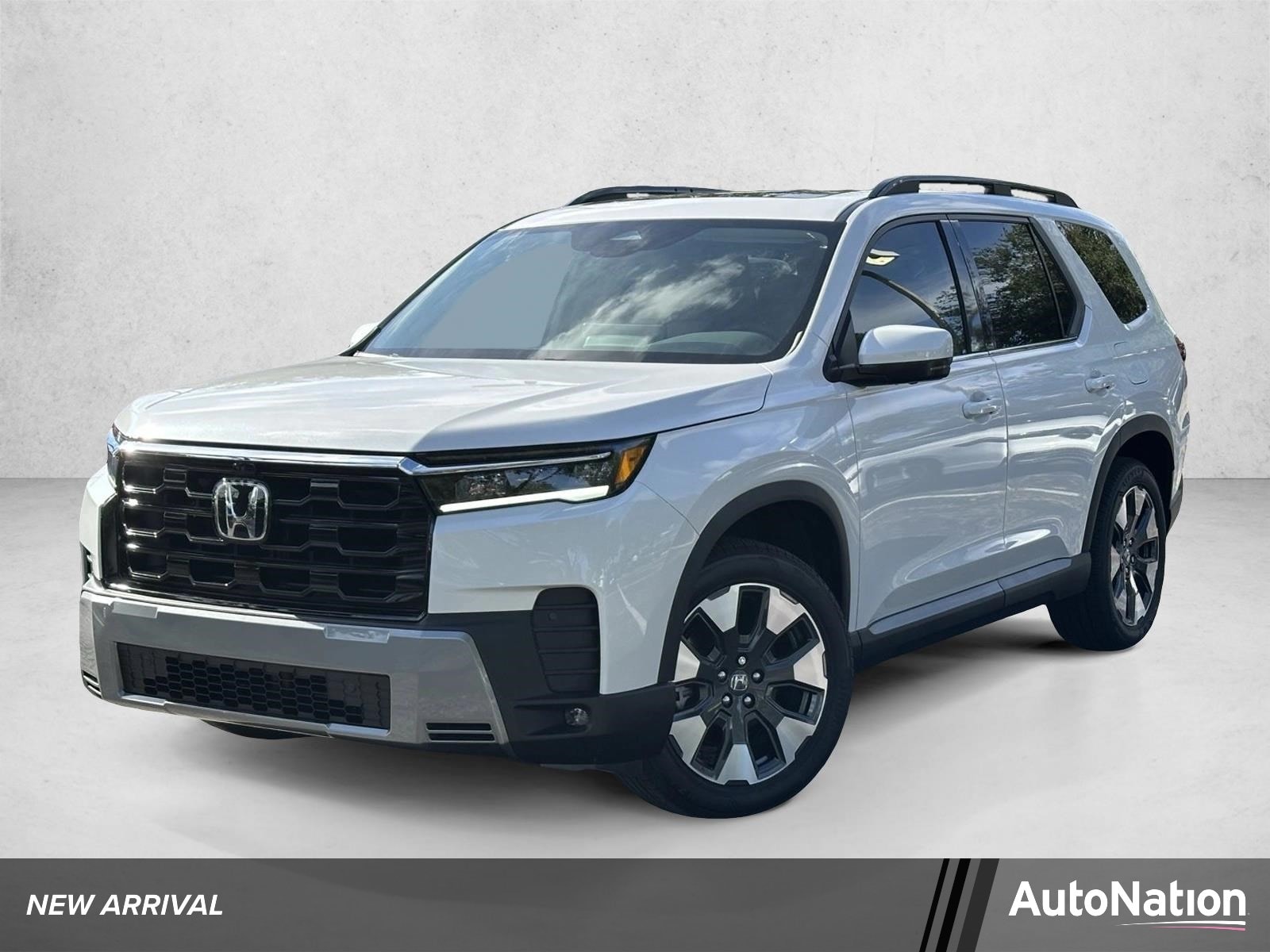 2026 Honda Pilot Touring AWD's photo