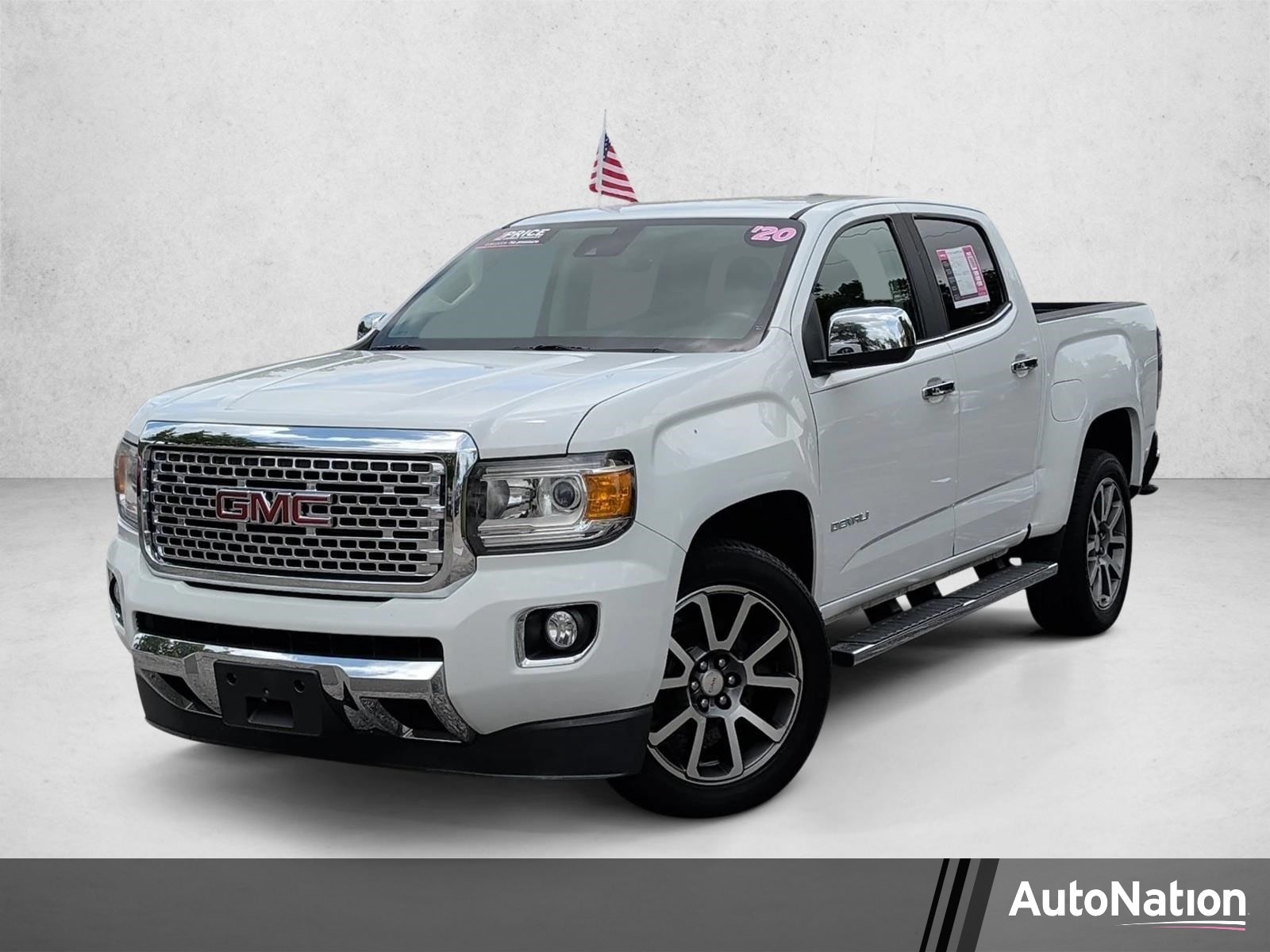 2020 GMC Canyon 4WD Denali Crew Cab Short Box's photo