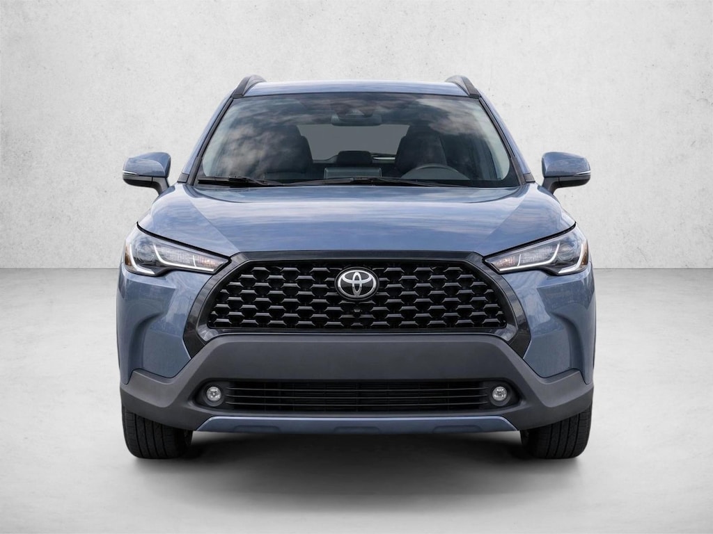 Used 2025 Toyota Corolla Cross LE SUV