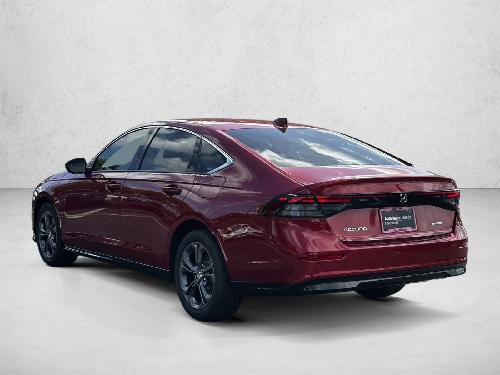 2026 Honda Accord Hybrid EX-L - Photo 9