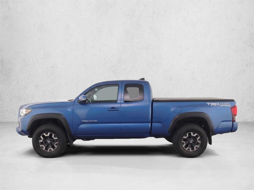 Used 2017 Toyota Tacoma SR5 V6 Truck Access Cab