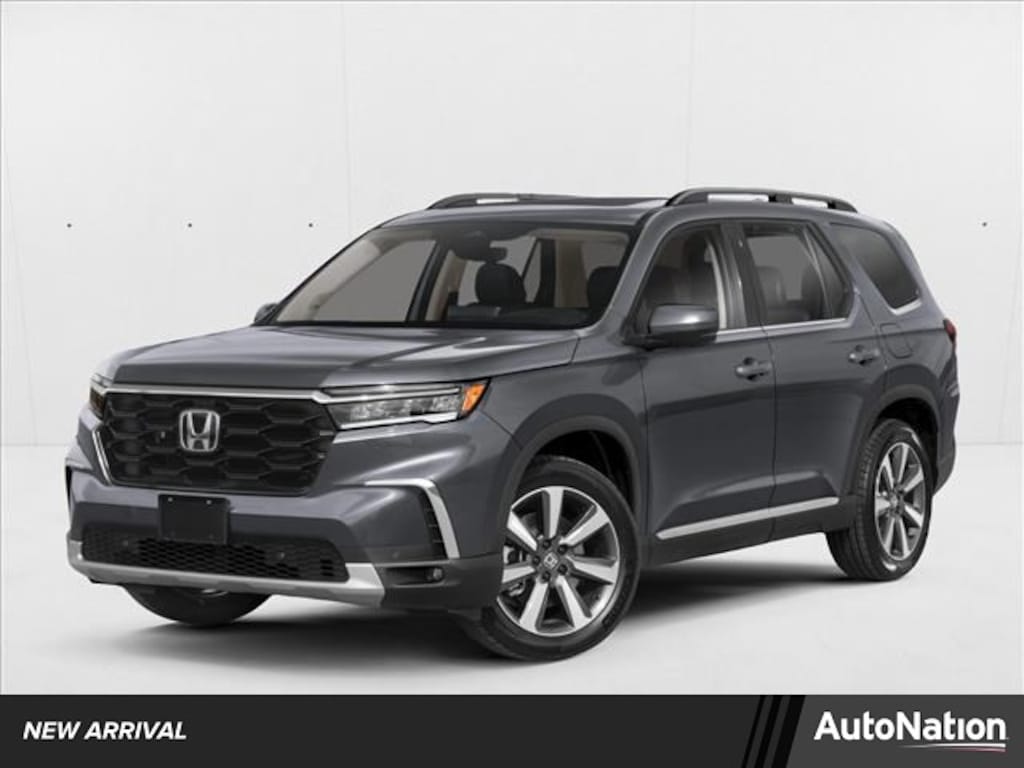 Used 2025 Honda Pilot Touring SUV
