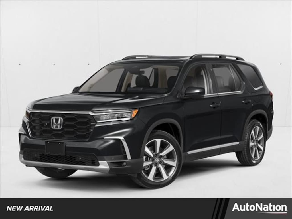 Used 2025 Honda Pilot Touring SUV