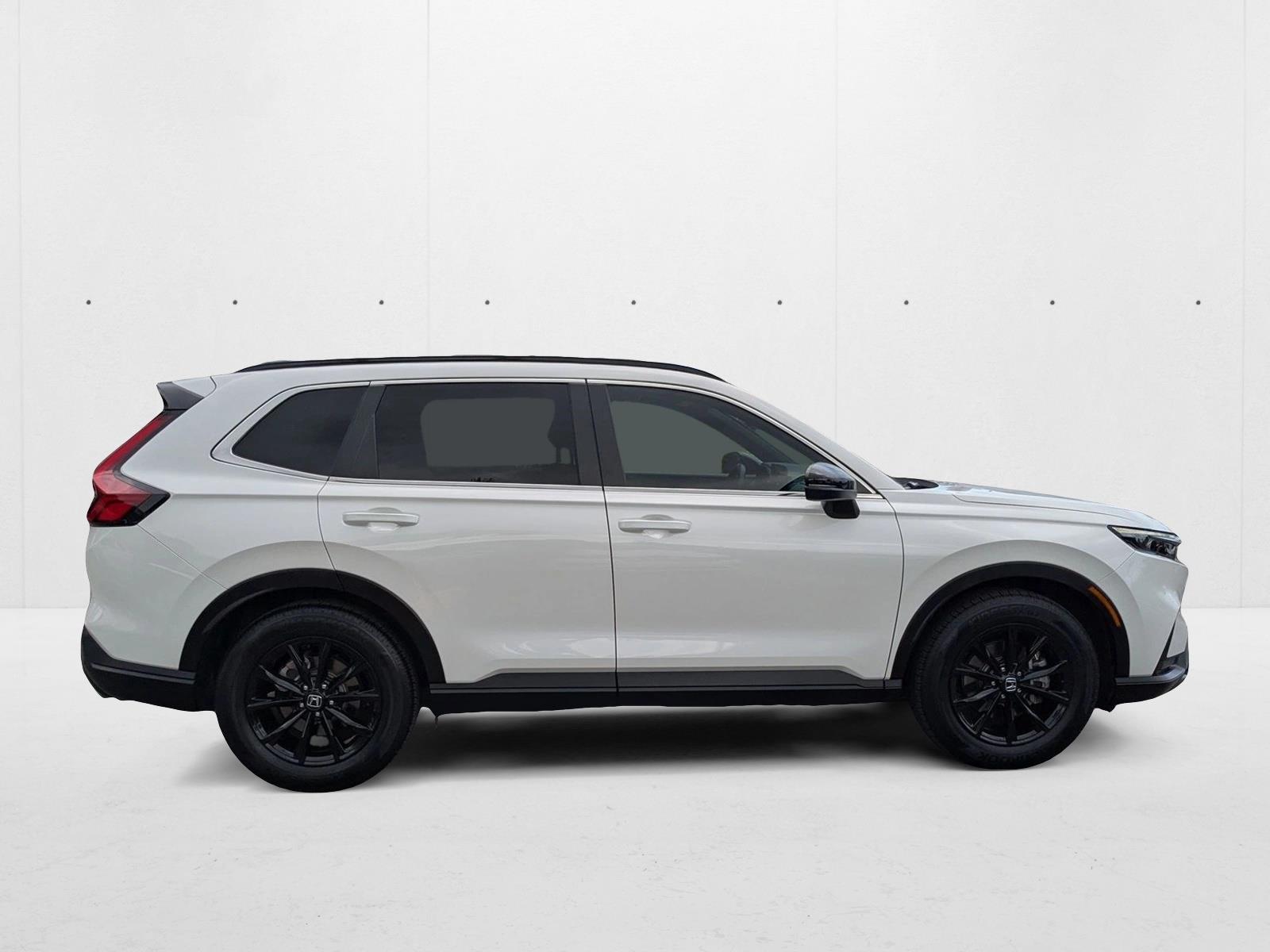 2023 Honda CR-V Hybrid Sport photo 3