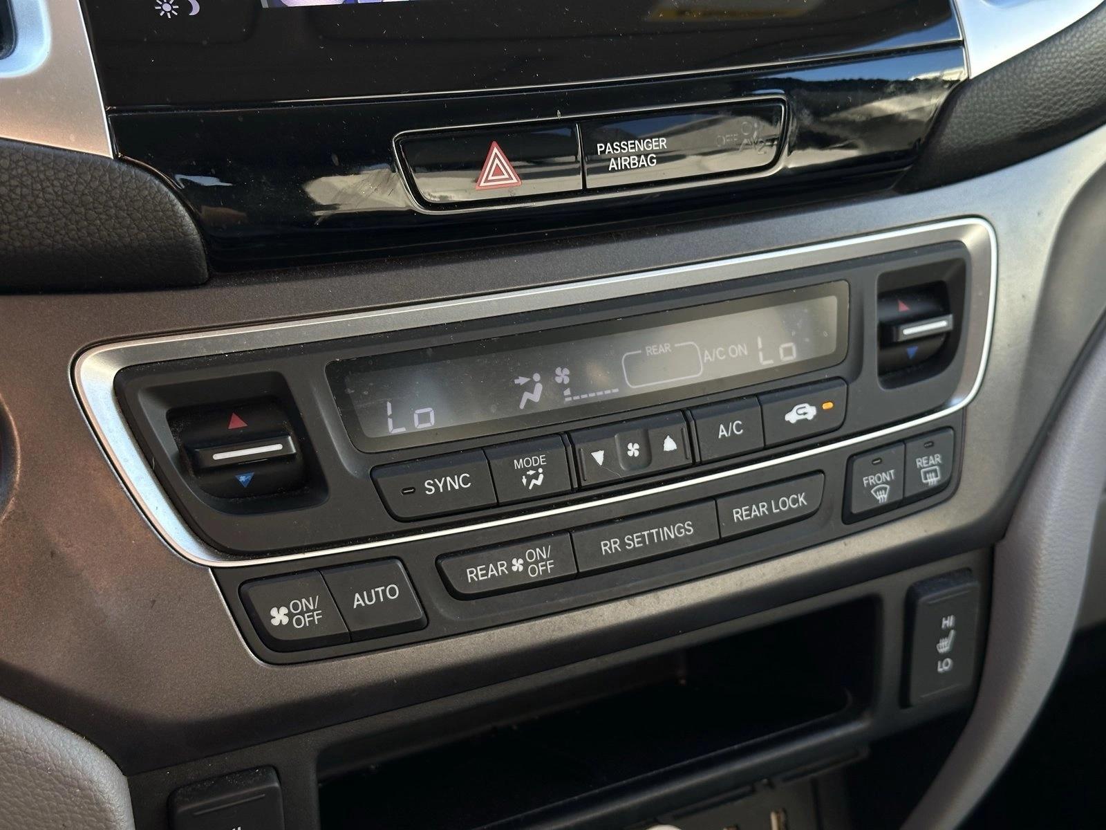 2017 Honda Pilot EX-L photo 4