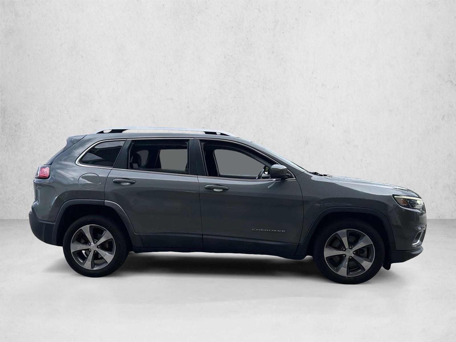 2020 Jeep Cherokee Limited photo 3