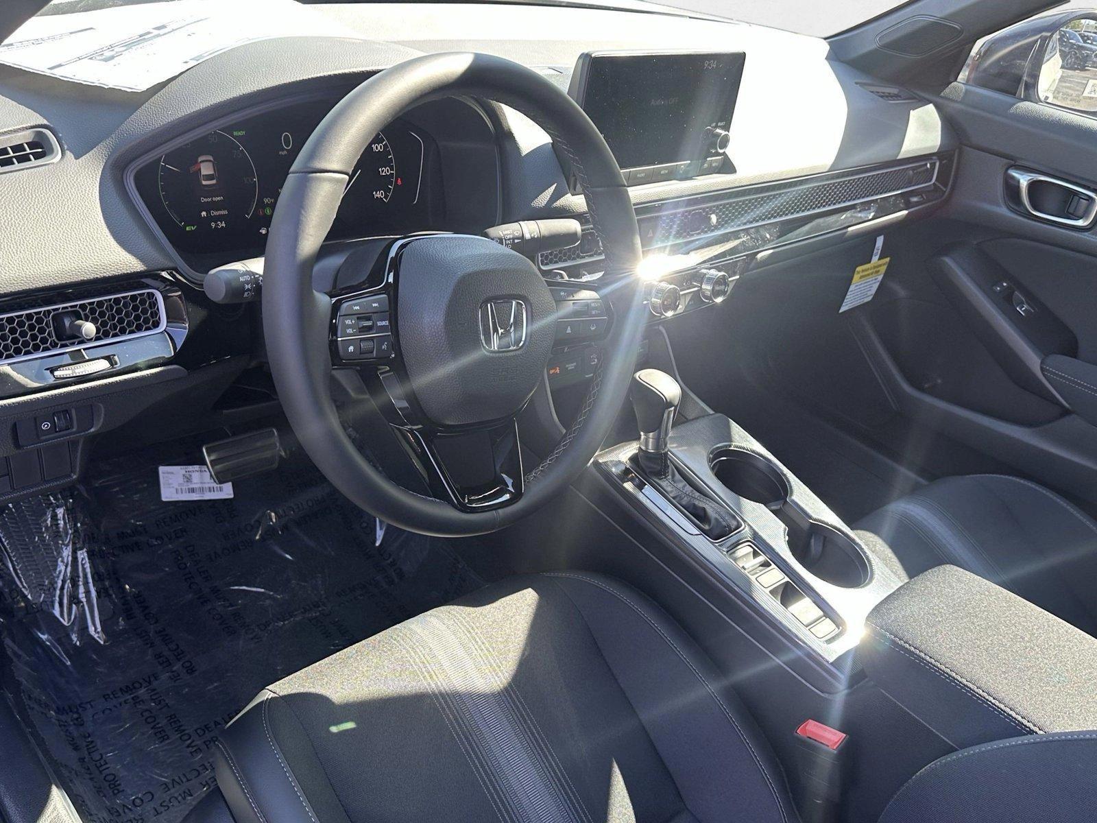 2025 Honda Civic Hybrid Sport photo 3