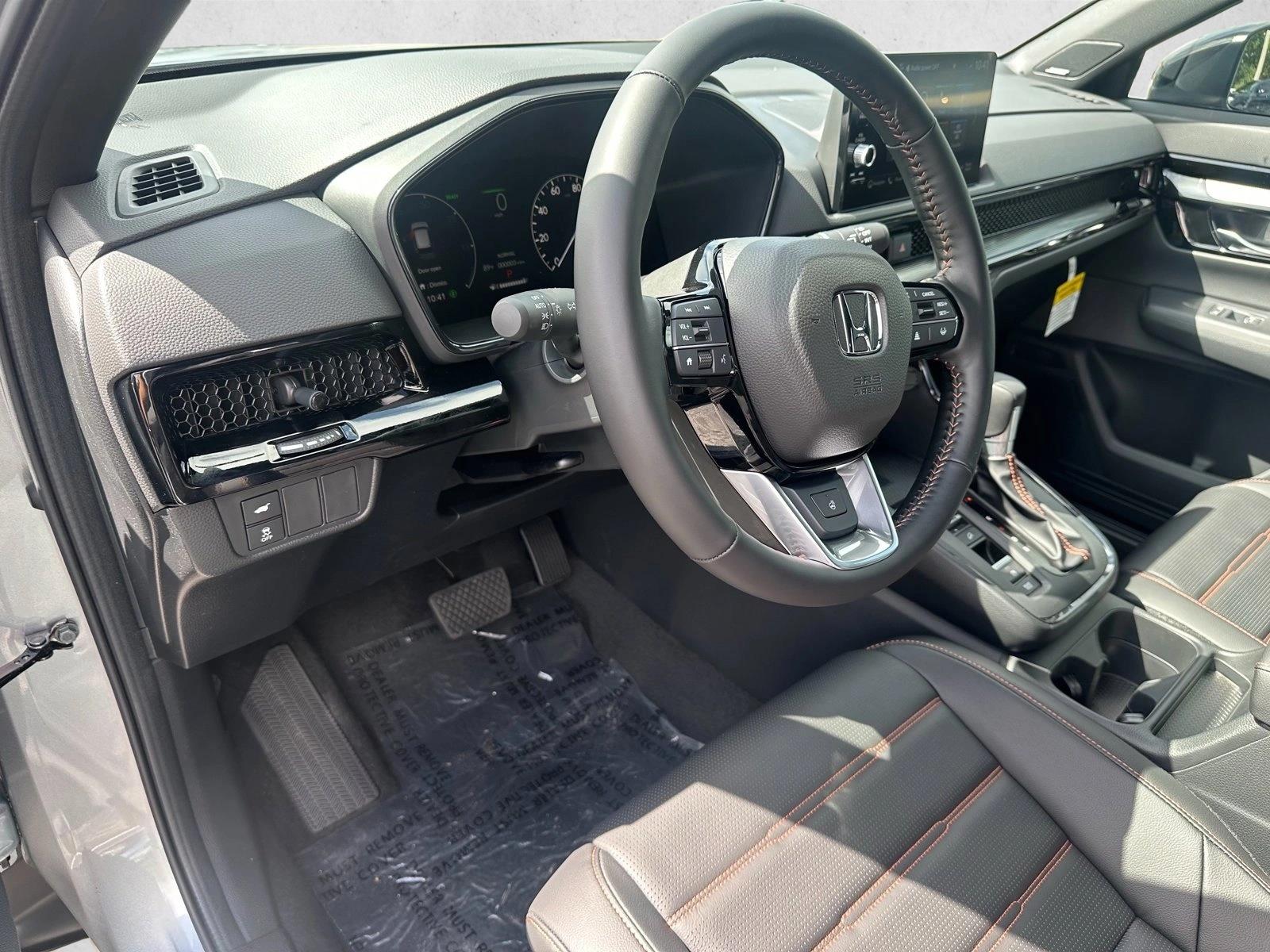 2026 Honda CR-V Hybrid Sport-L photo 3