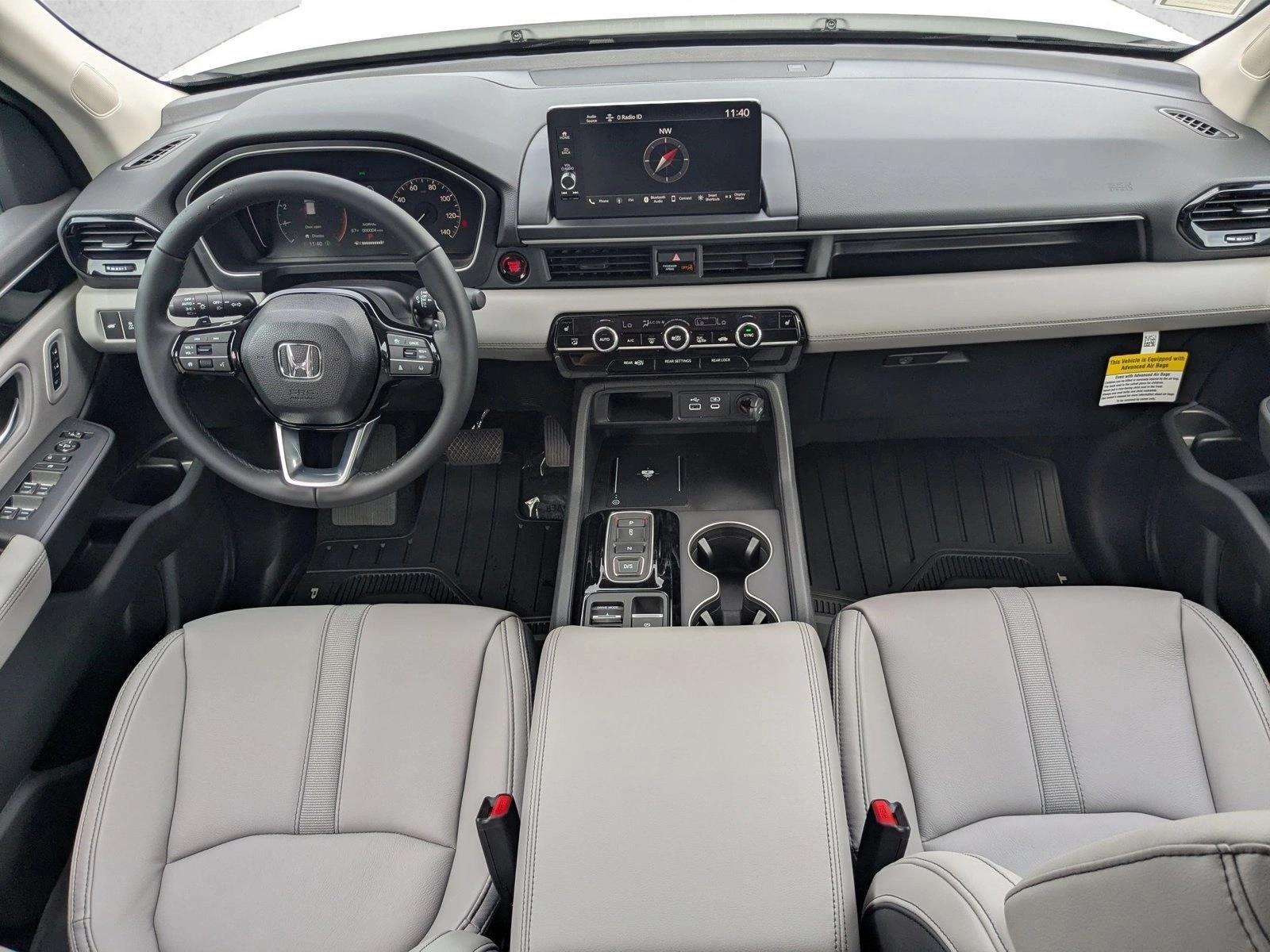 2025 Honda Pilot EX-L - Photo 13