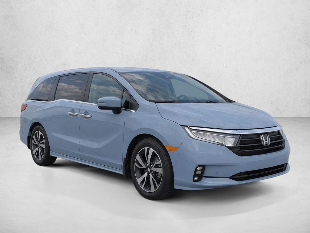 Used 2024 Honda Odyssey Touring Van