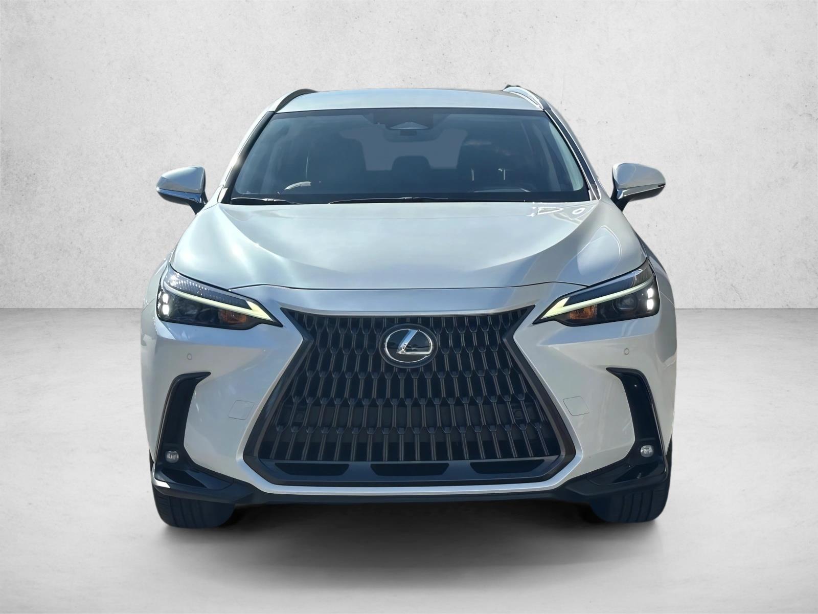 2025 Lexus NX 250 photo 2