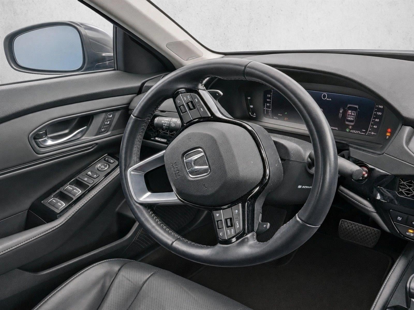 2023 Honda Accord Hybrid Touring - Photo 24