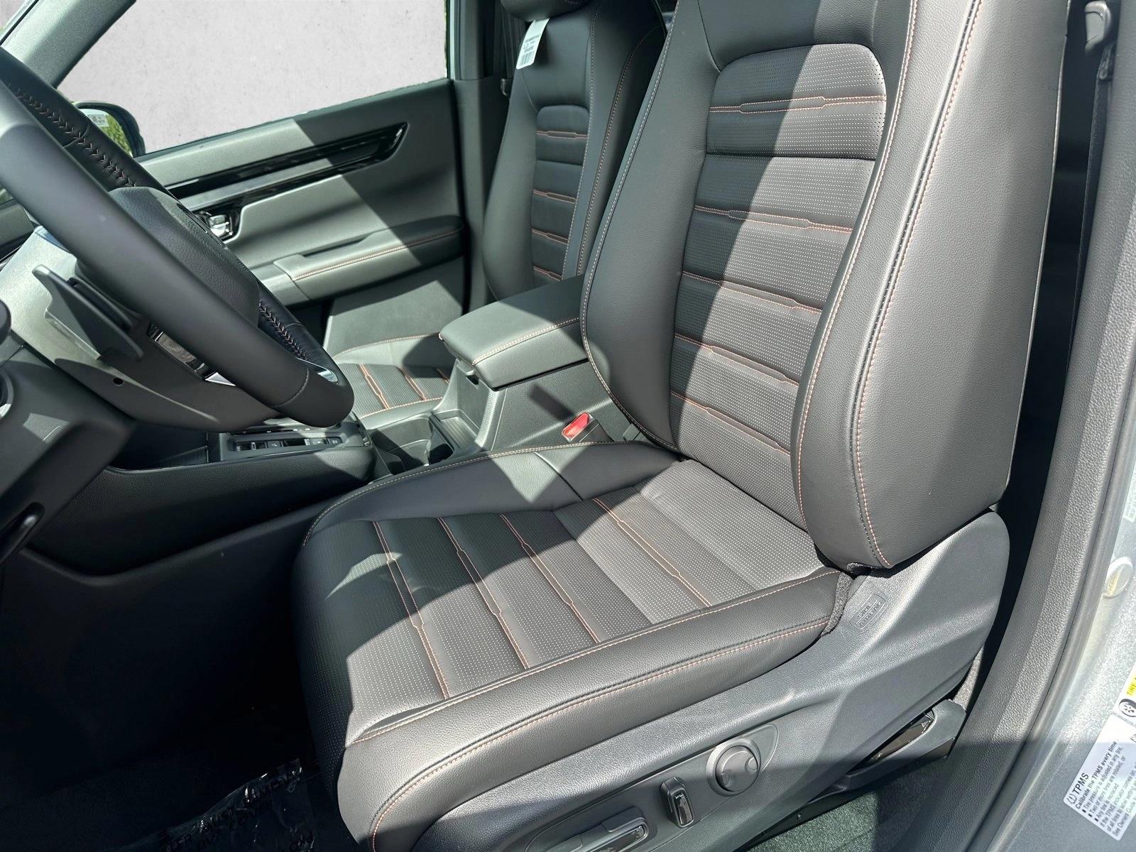 2026 Honda CR-V Hybrid Sport-L photo 4