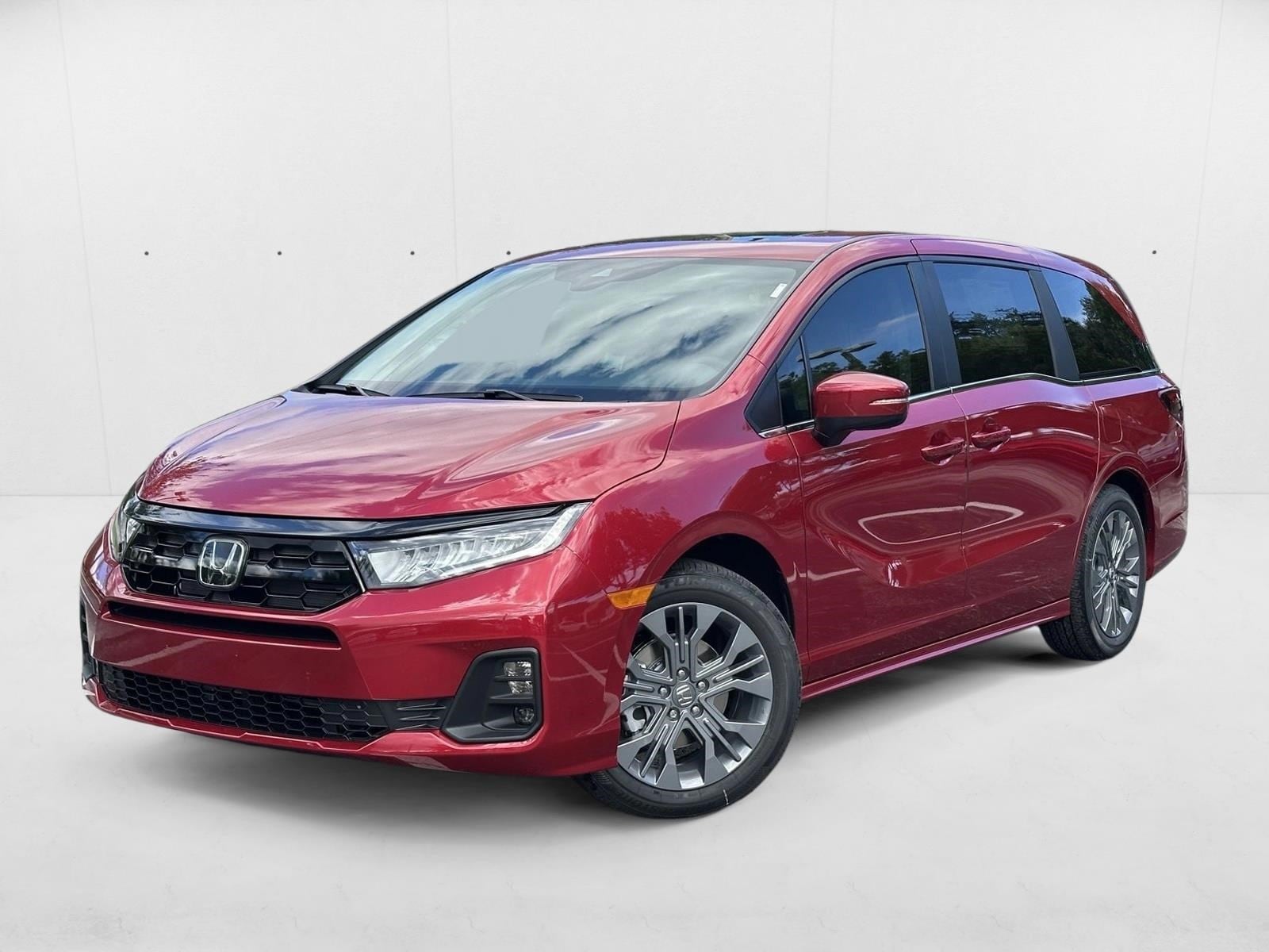 2026 Honda Odyssey Touring's photo