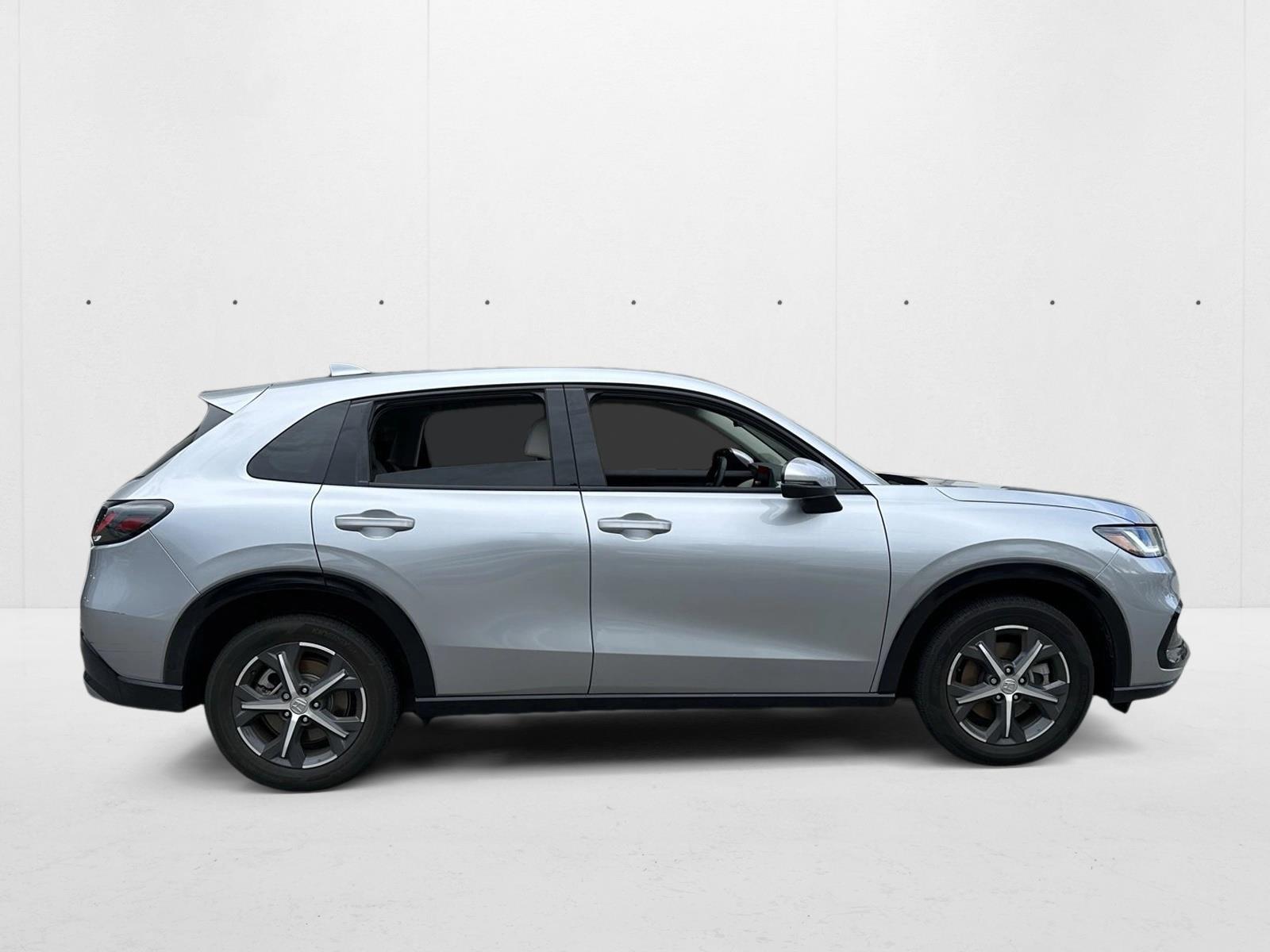 2024 Honda HR-V EX-L photo 4