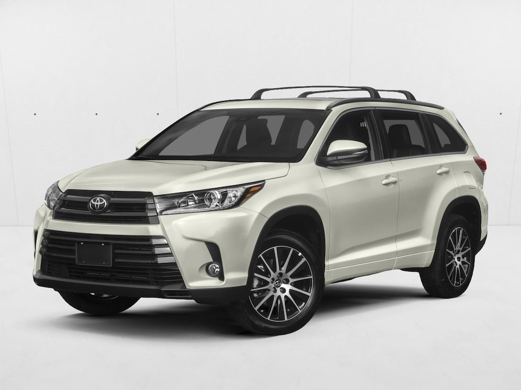 Used 2019 Toyota Highlander SE V6 SUV