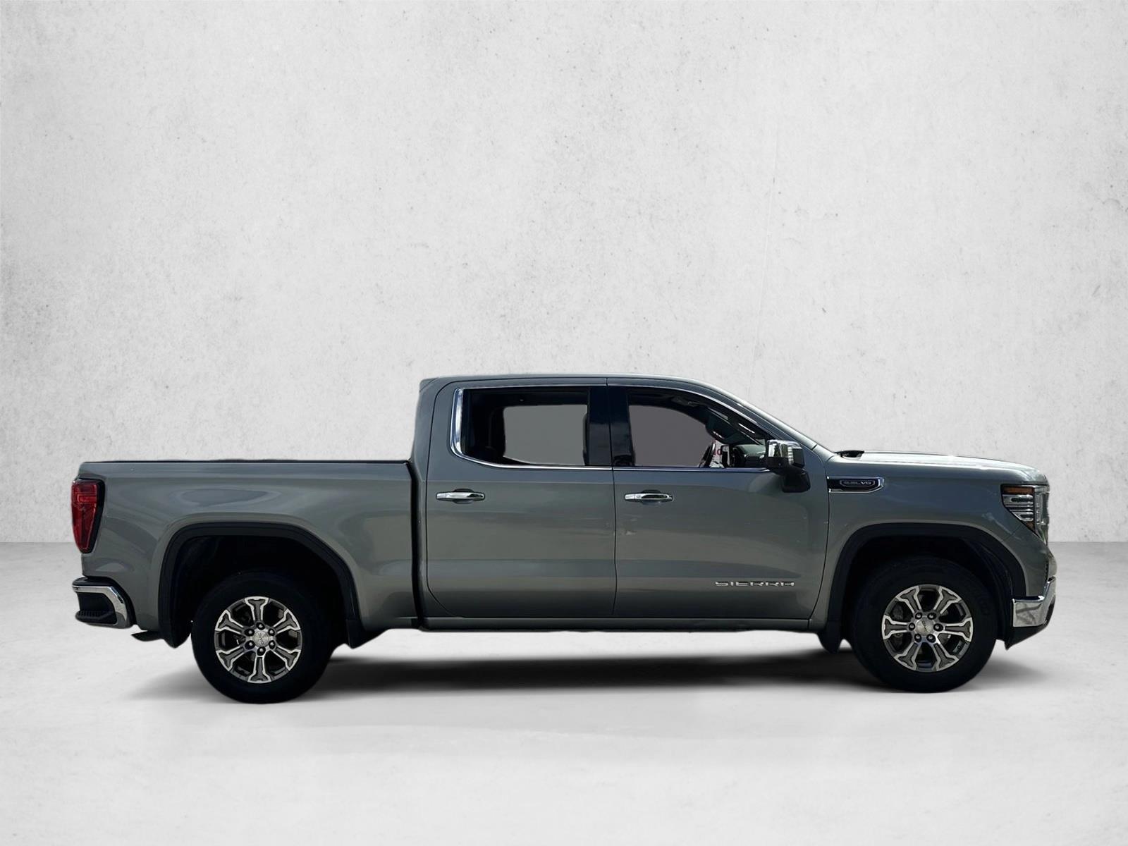 2024 Gmc Sierra 1500 SLT photo 4