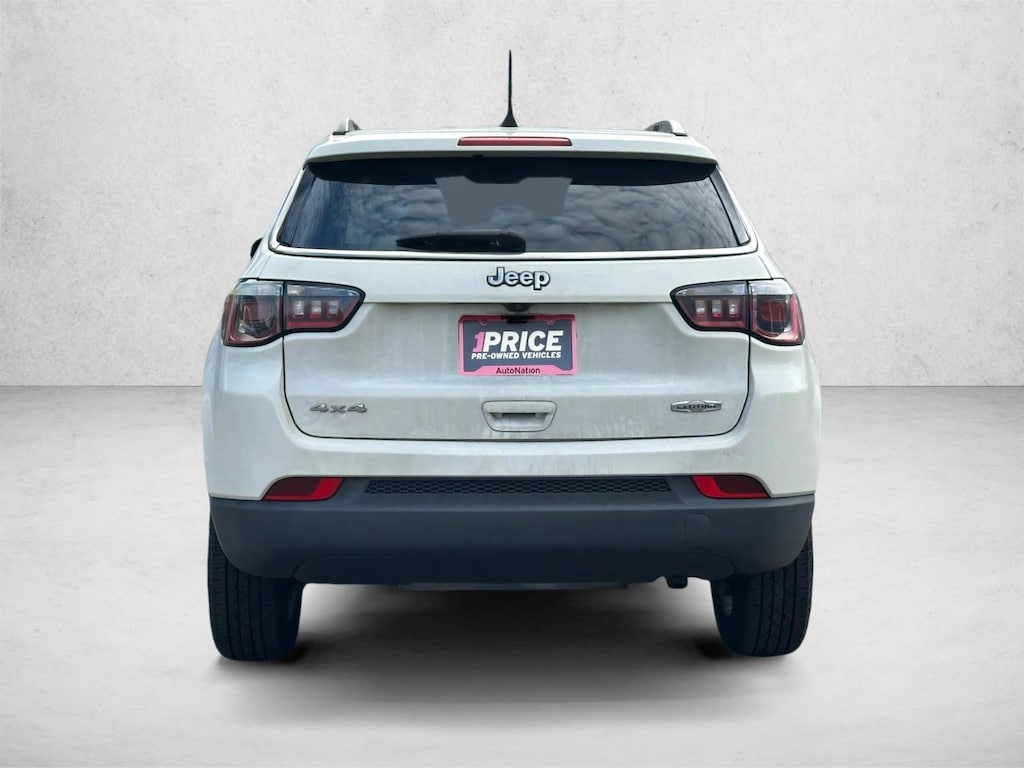 Used 2018 Jeep Compass Latitude 4x4 SUV