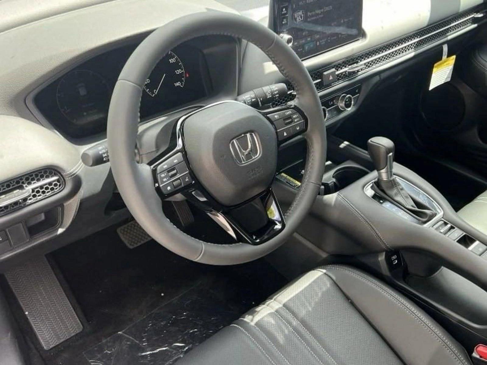 2026 Honda HR-V EX-L photo 3