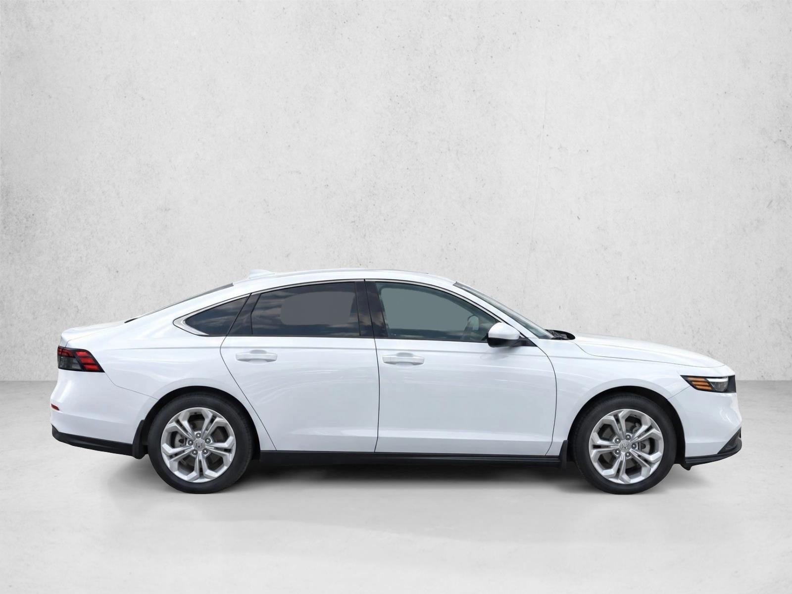 2024 Honda Accord LX - Photo 8