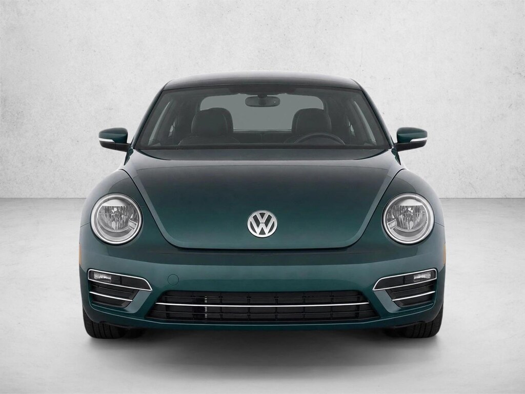 Used 2018 Volkswagen Beetle 2.0T SE Hatchback