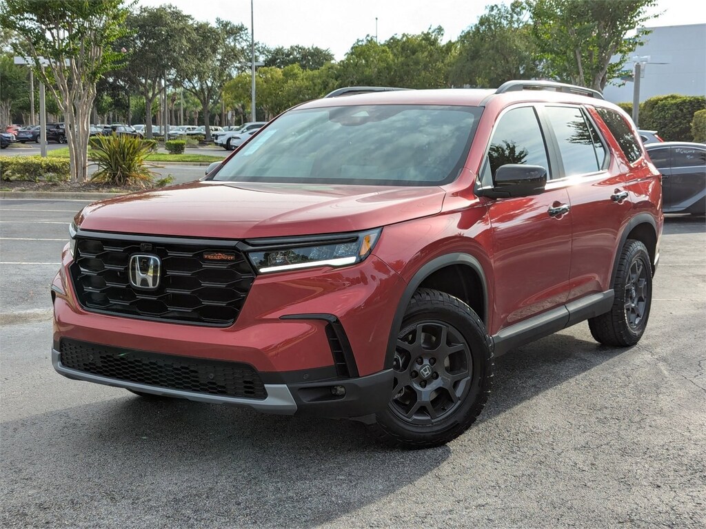 New 2025 Honda Pilot TrailSport SUV