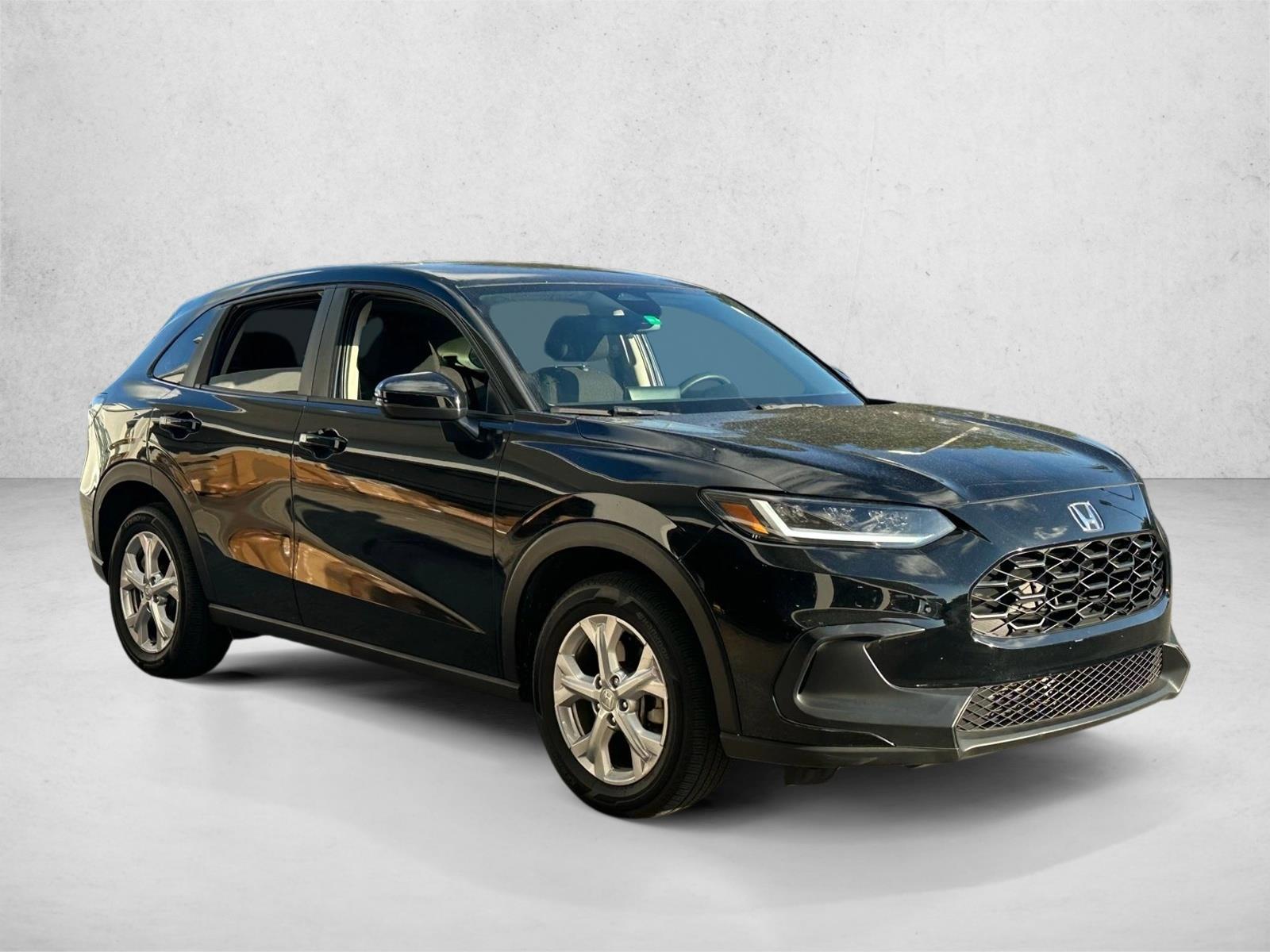 2024 Honda HR-V LX photo 3