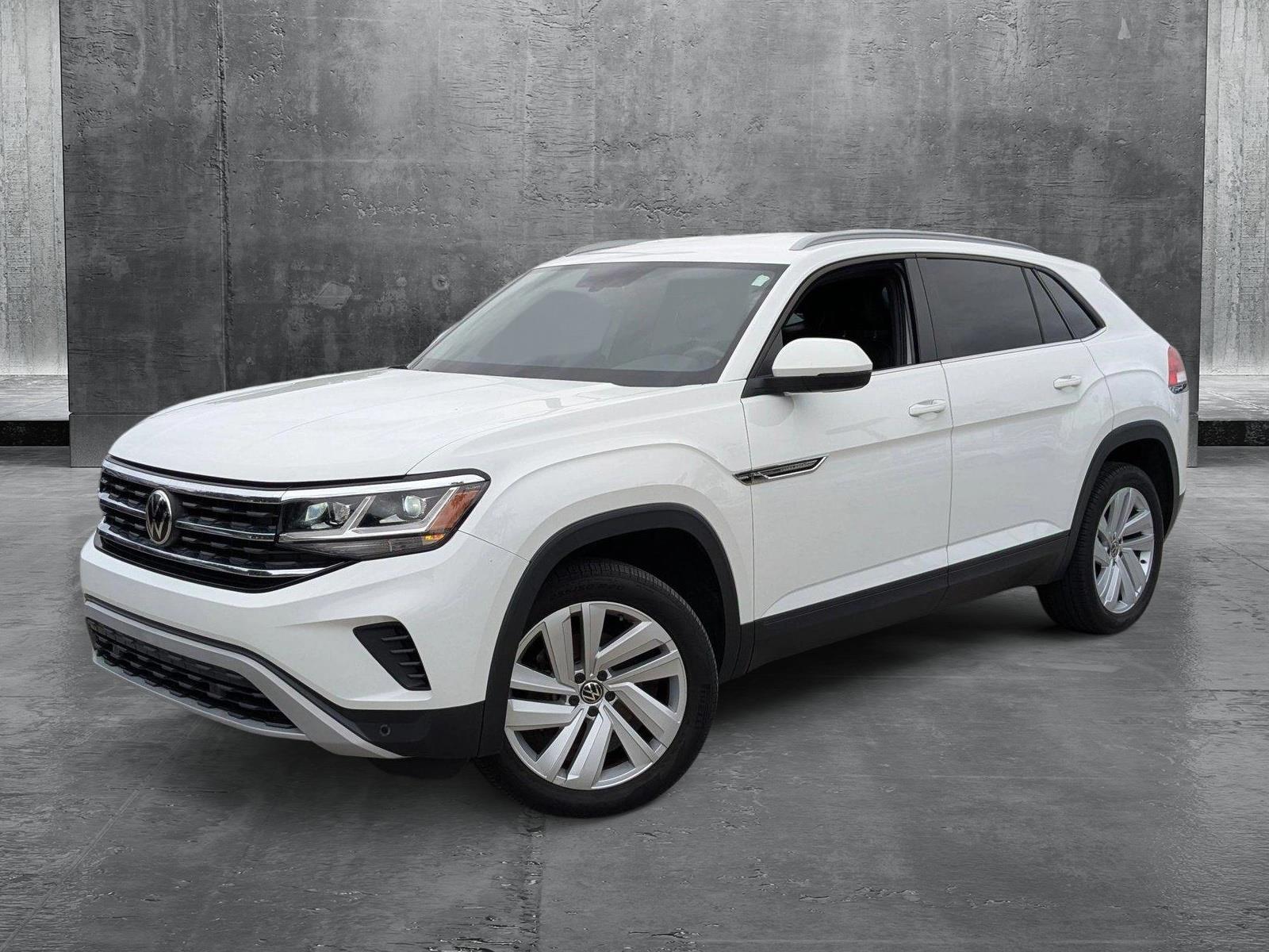 Used 2020 Volkswagen Atlas Cross Sport SE w/Tech R-Line with VIN 1V21E2CA0LC220603 for sale in Hollywood, FL