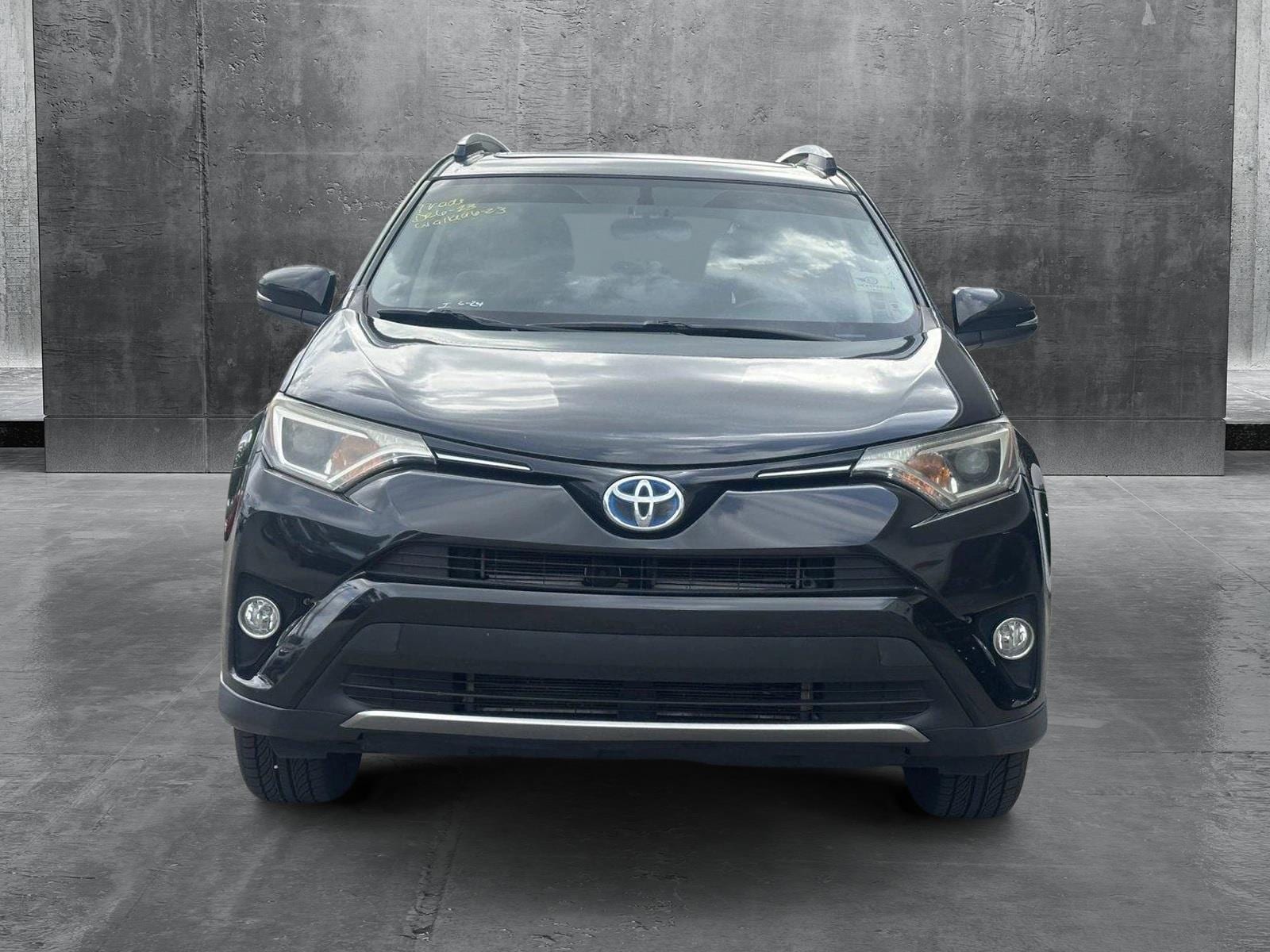Used 2016 Toyota RAV4 XLE with VIN JTMRJREV5GD036282 for sale in Hollywood, FL