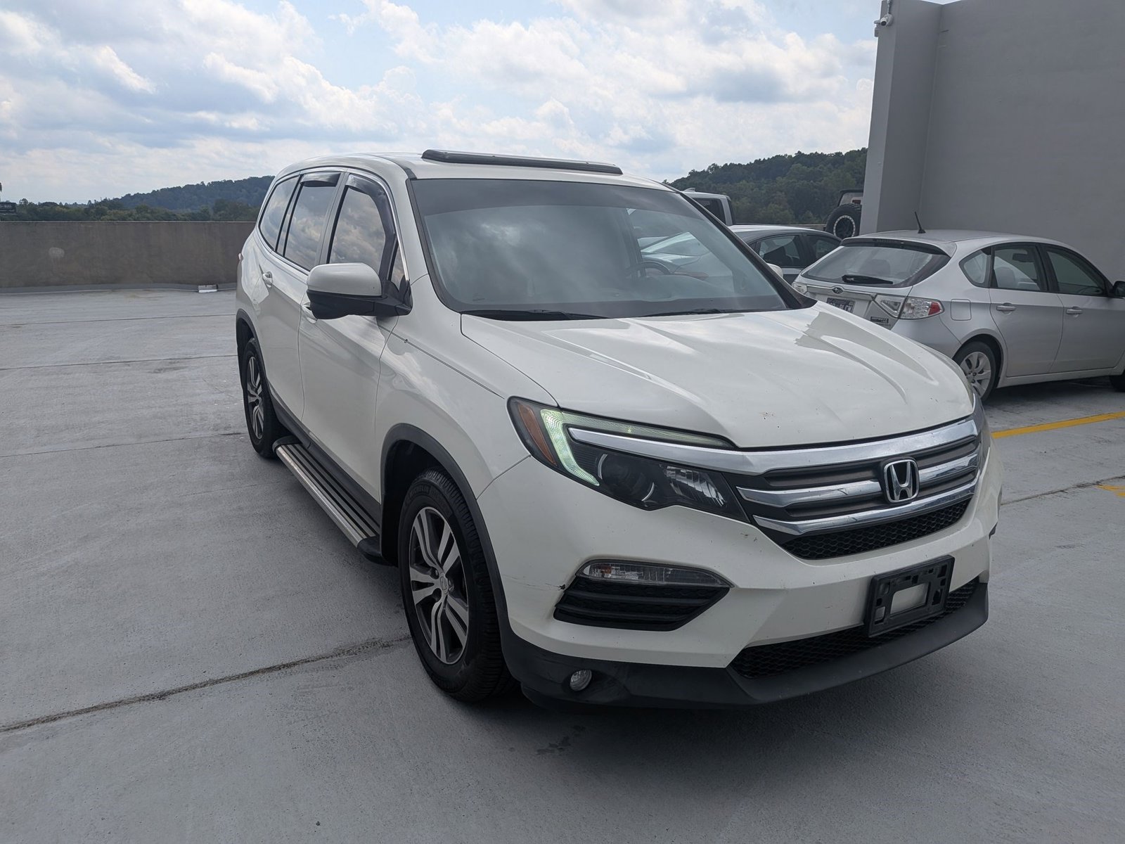 2018 Honda Pilot EX-L photo 3