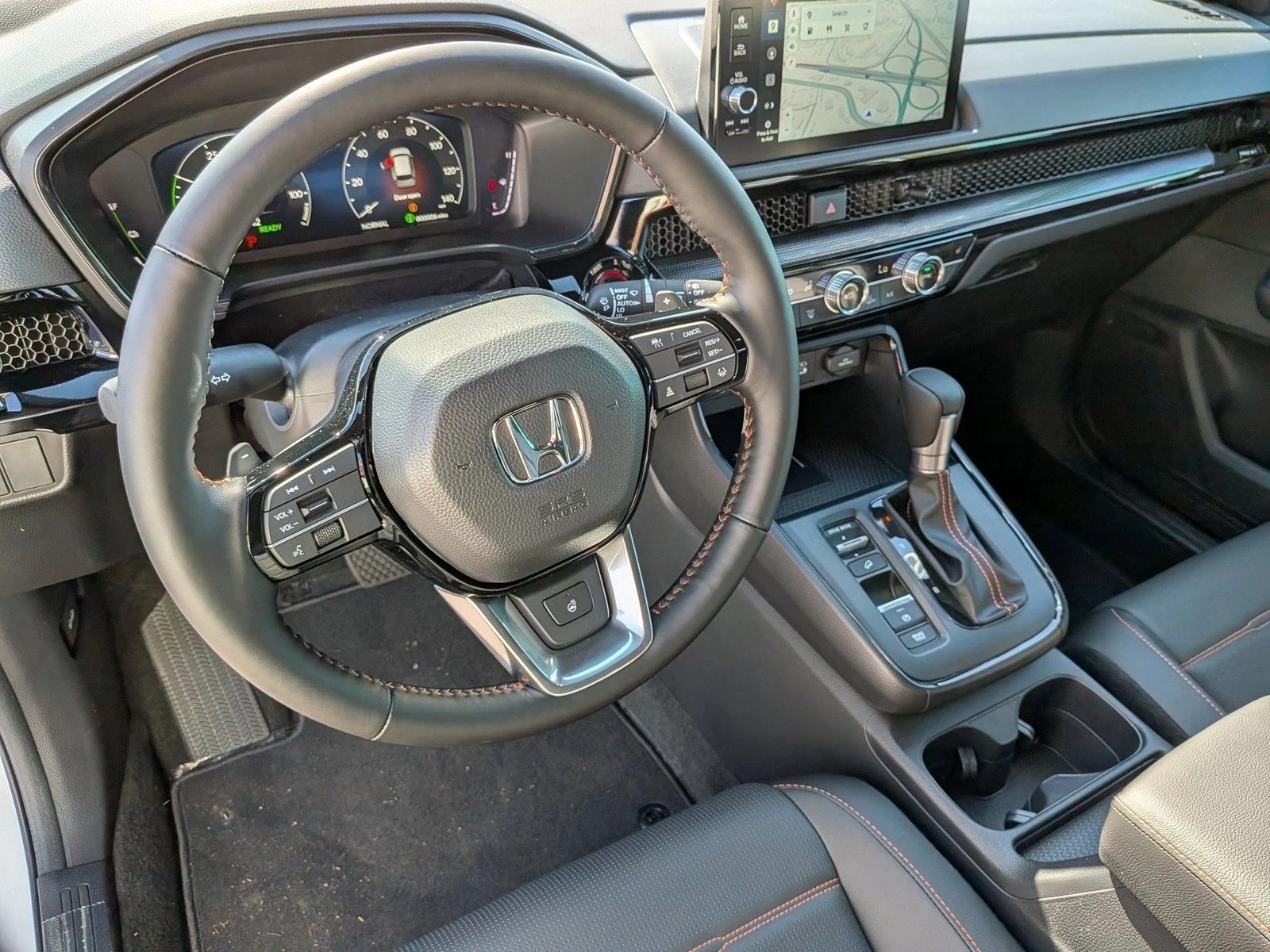 2026 Honda CR-V Hybrid Sport Touring photo 3