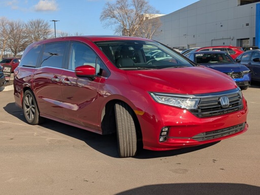 Certified 2023 Honda Odyssey Touring Van