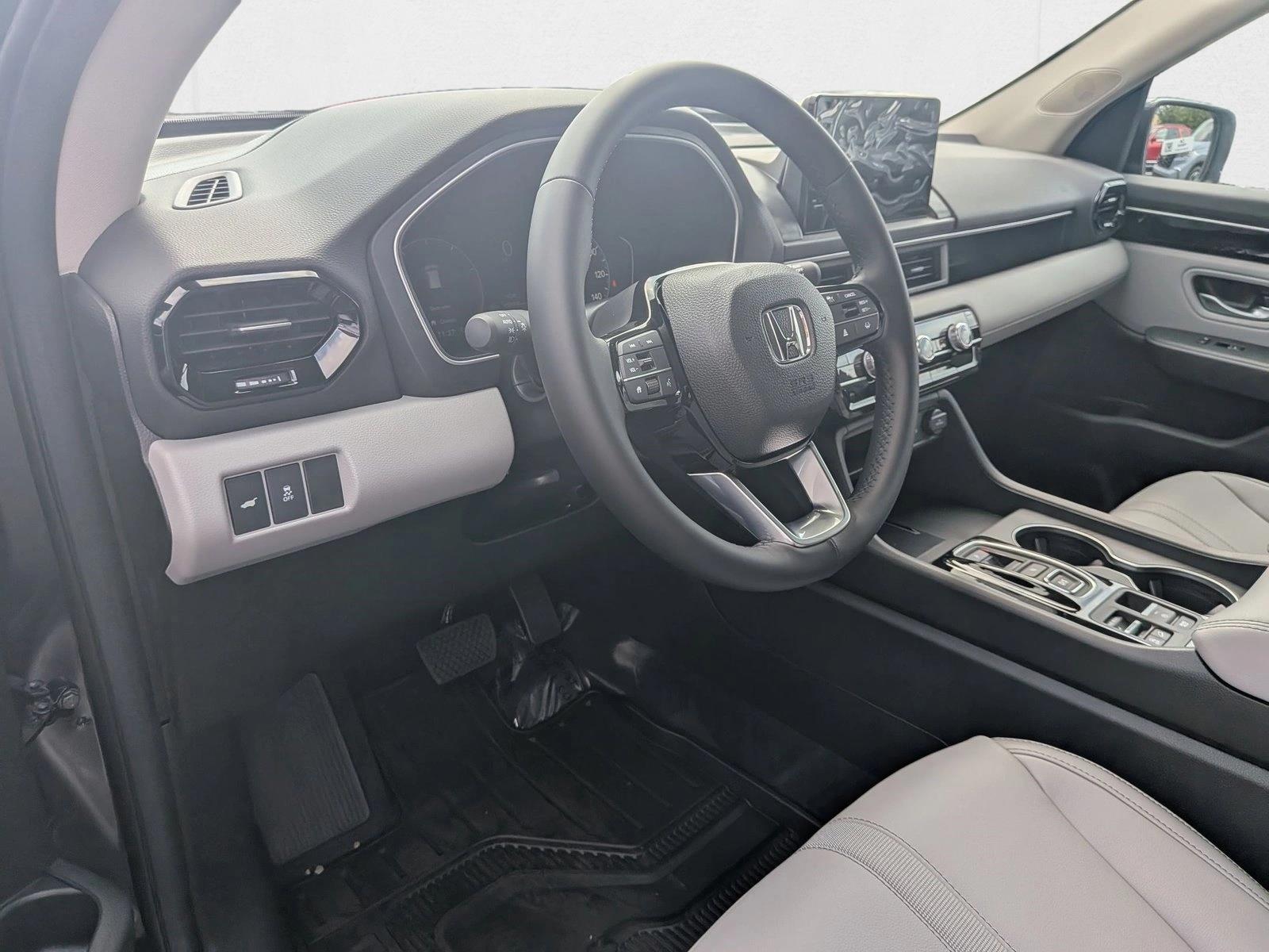 2025 Honda Pilot EX-L photo 3