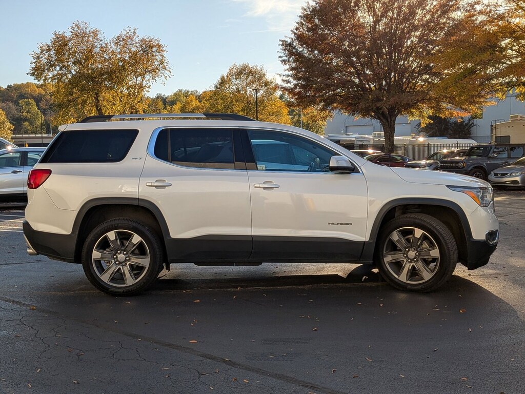 Used 2017 GMC Acadia SLT-2 SUV