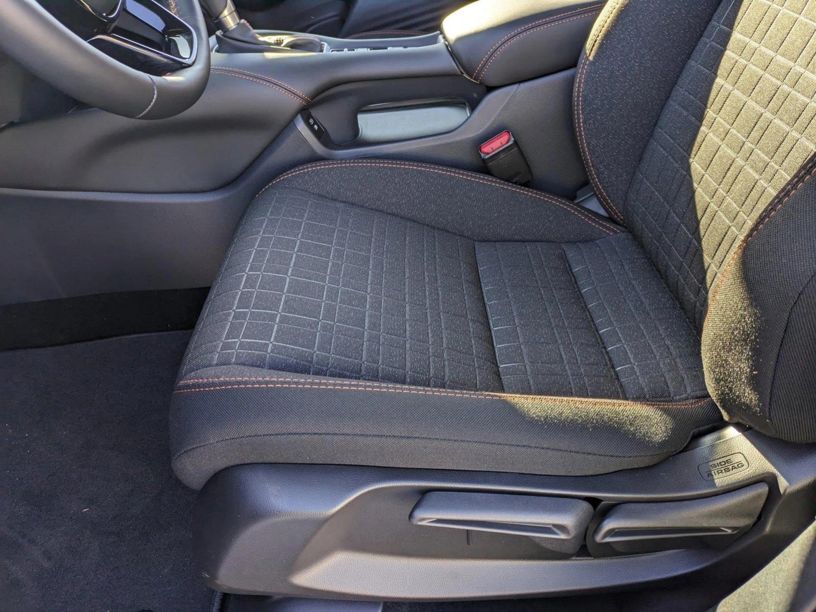 2025 Honda HR-V Sport photo 4