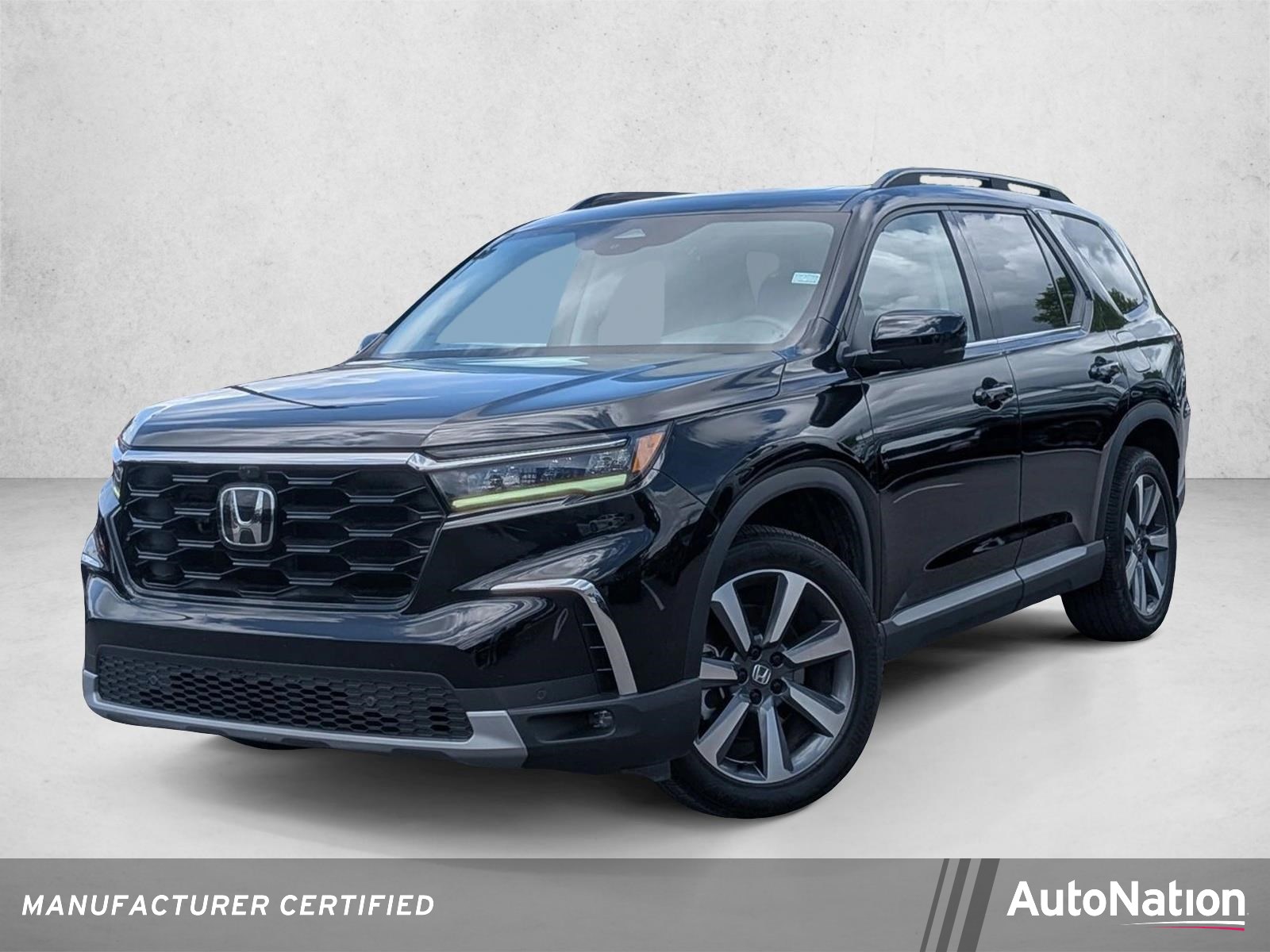 2025 Honda Pilot Elite AWD's photo