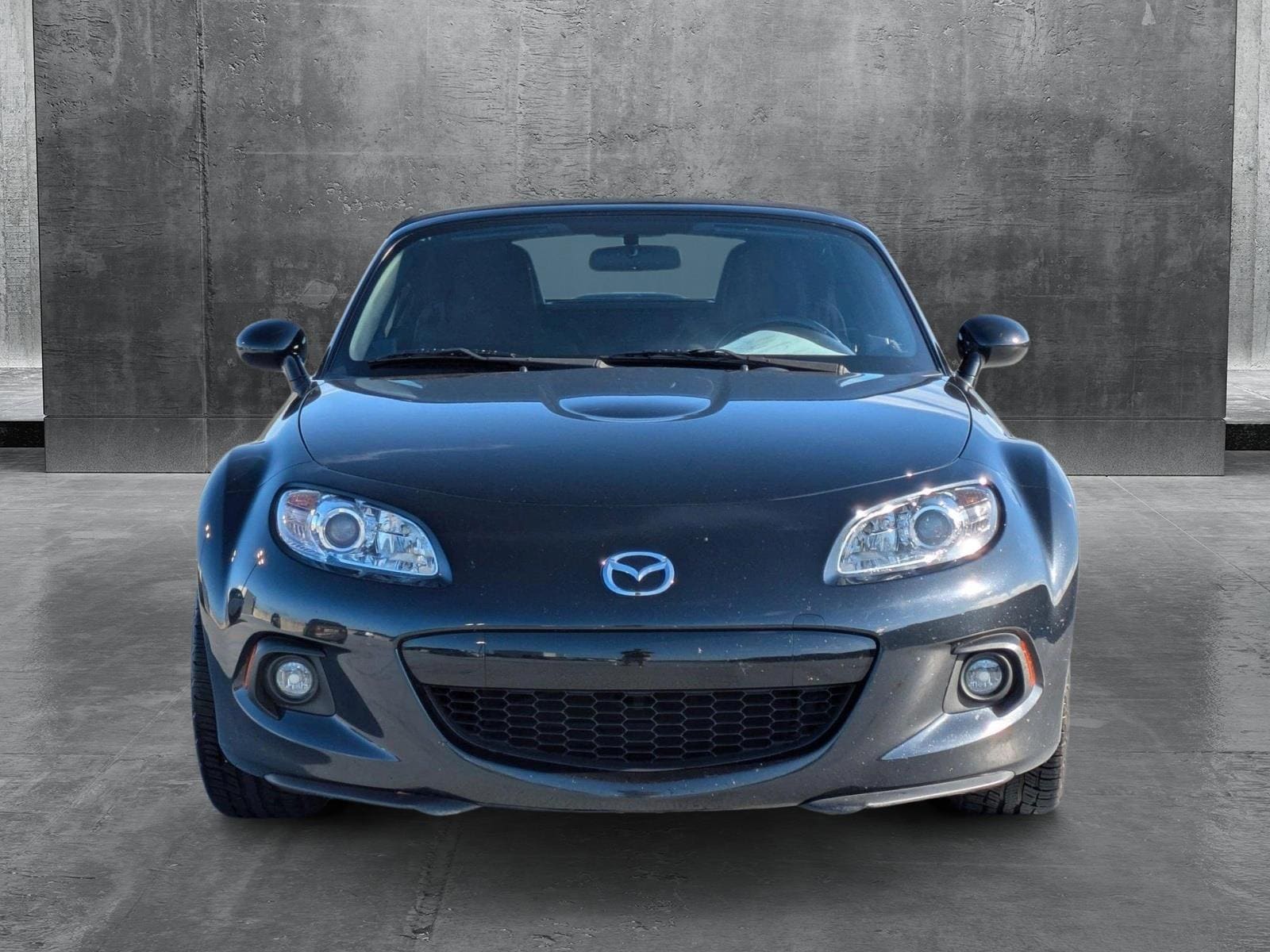 Used 2014 Mazda MX-5 Miata Sport with VIN JM1NC2JF2E0235809 for sale in Knoxville, TN