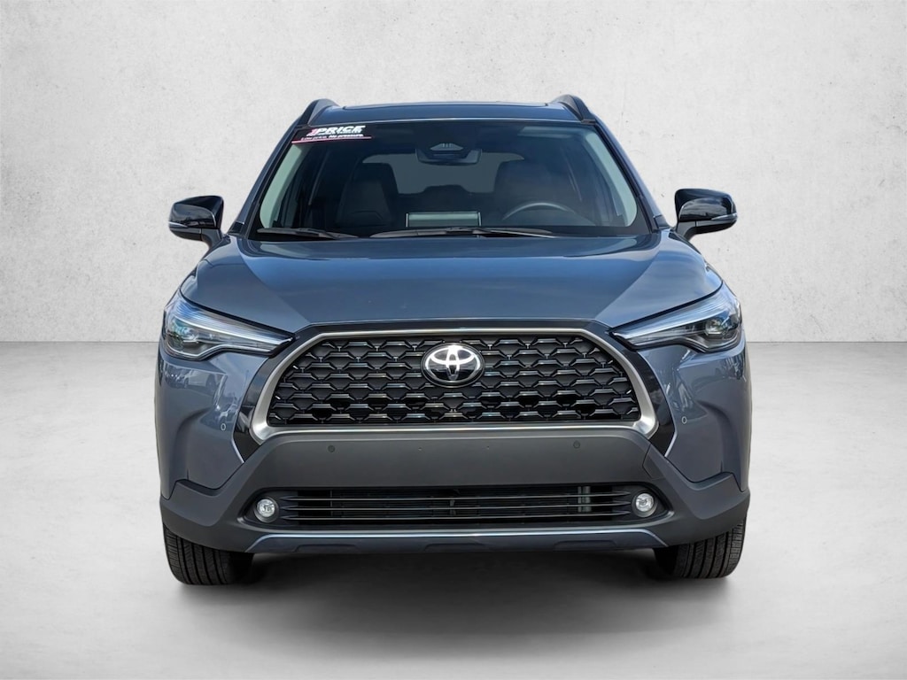 Used 2025 Toyota Corolla Cross XLE SUV
