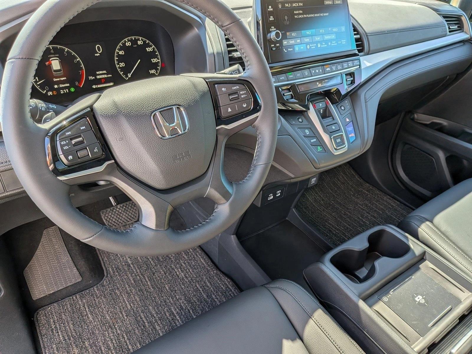 2026 Honda Odyssey EX-L photo 3