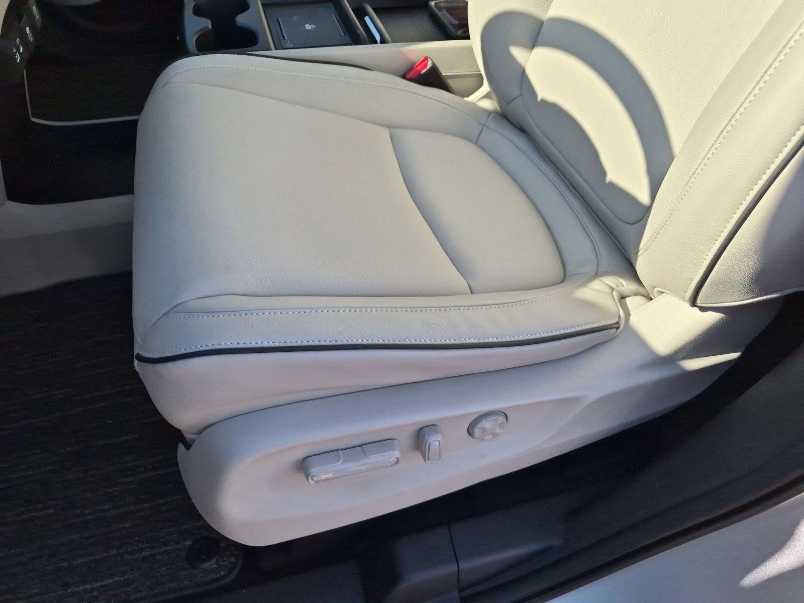 New 2027 Honda Odyssey Touring Van Passenger