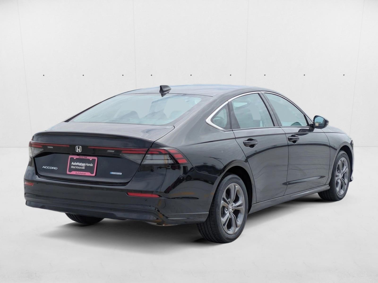 2025 Honda Accord Hybrid EX-L photo 2